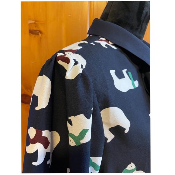 NWOT Polar Bear Top - Picture 4 of 4